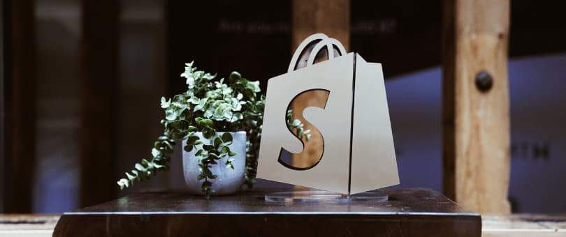 Why choose shopify for your ecommerce store
